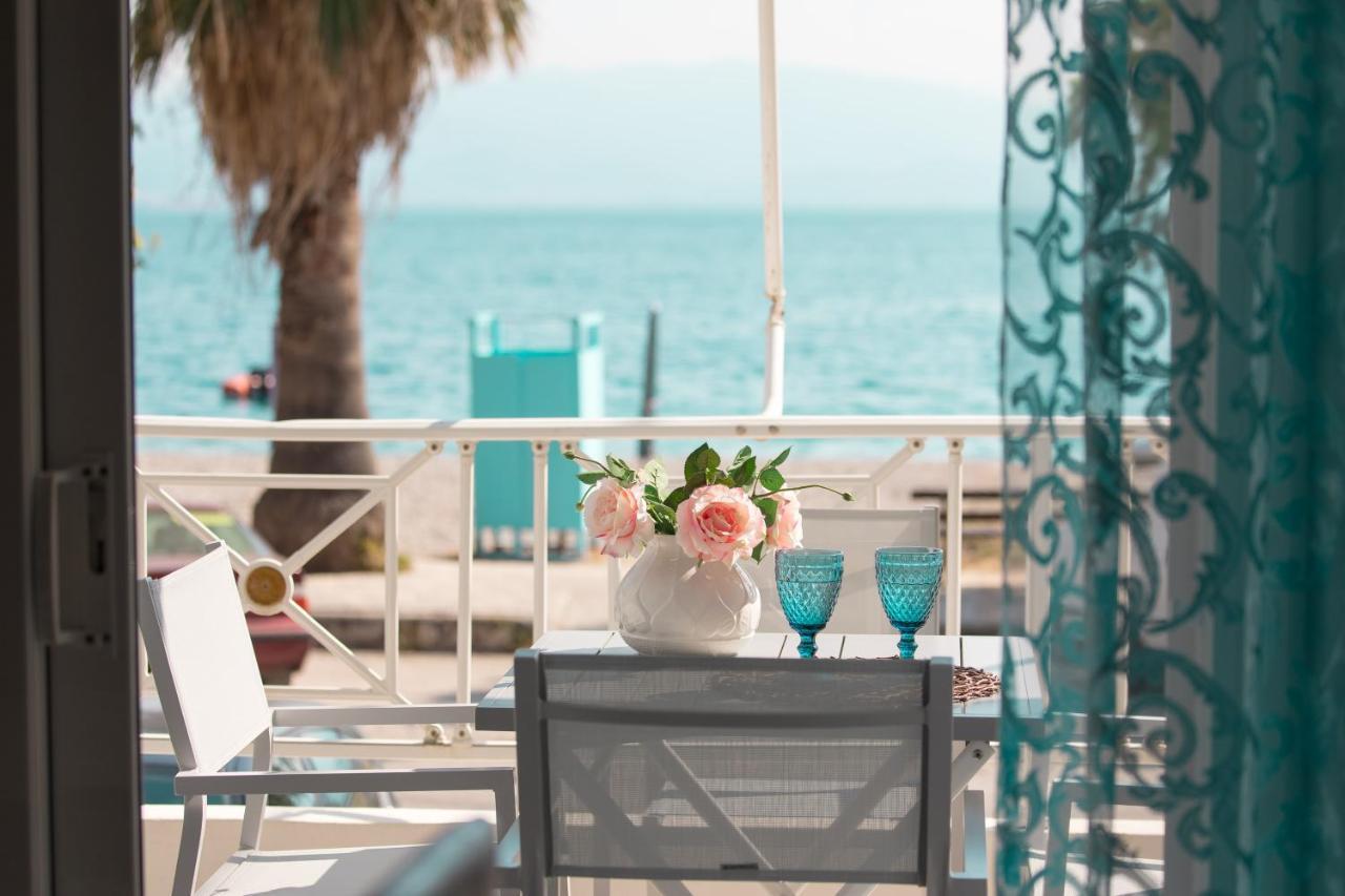 Sugar Blue - Apartments On The Beach Agios Vasilios  Eksteriør billede