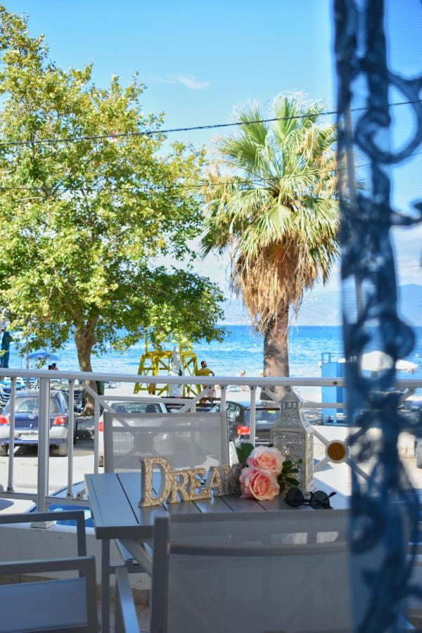 Sugar Blue - Apartments On The Beach Agios Vasilios  Eksteriør billede